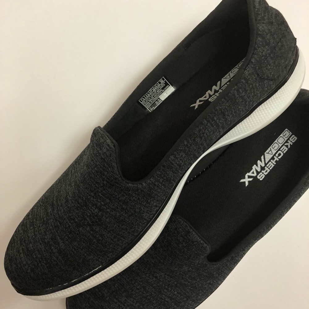 GoWalk Lite Smitten Slip-On-Women’s